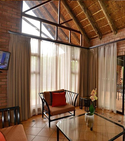 Monateng Safari Lodge Wallmannstal Exterior photo