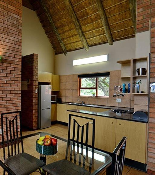 Monateng Safari Lodge Wallmannstal Exterior photo
